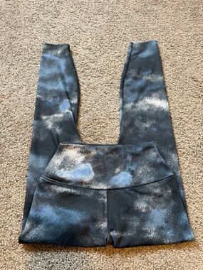 Nike One Dri Fit Women’s High-Waisted 7/8 Printed Blue Leggings Size Small EUC